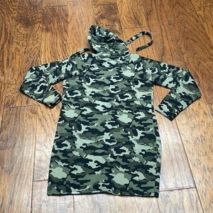 Almost famous women’s Camo dress hoodie